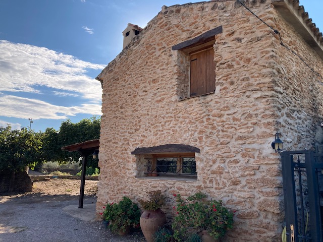 Caseta dels Cirerers