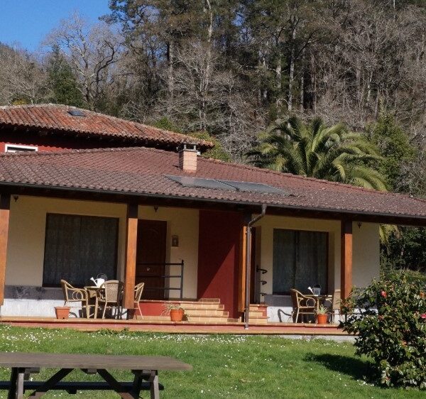 Apartamentos Rurales Les Cuartes