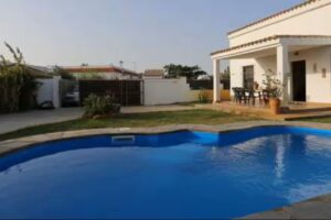 Chalet con piscina. Conil