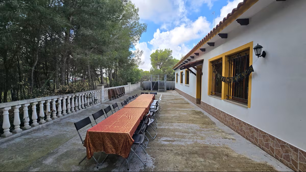 Refugio del Bosque. Castellet i la Gornal. - Imagen 14